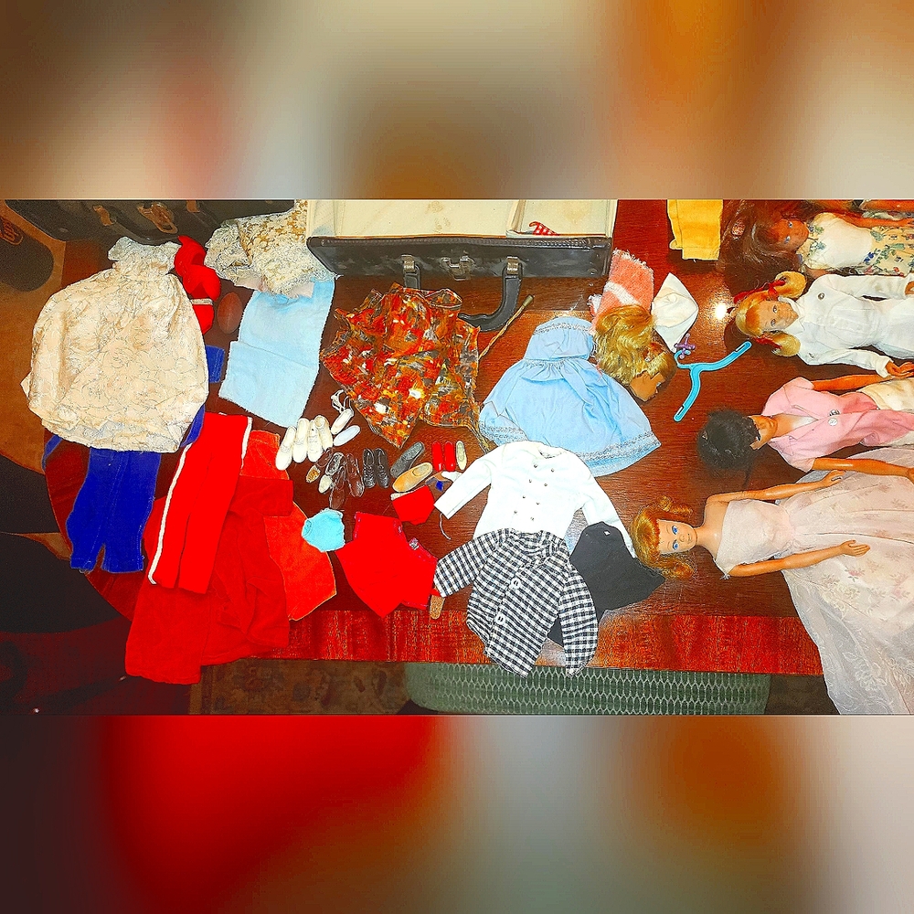 1958-1962 Barbie + Ken Dolls + Accessories.. 3 original carrying cases